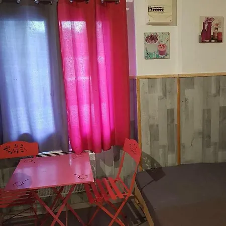 Chez Rebi * Диснейленд Париж